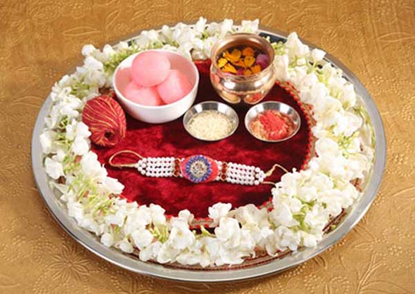 make your rakhi thali look glamorous
