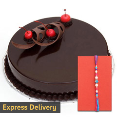 Delectable cake with Rakhi
